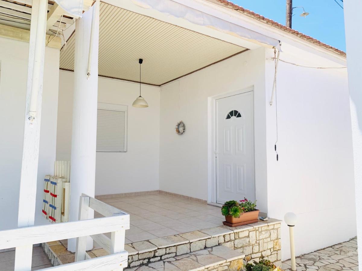 Seaside Bungalows Petalídhion Exterior foto